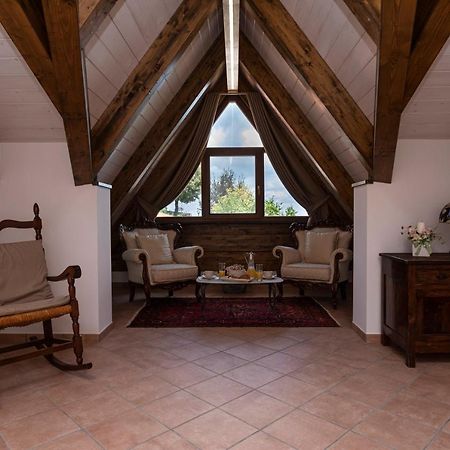 Agriturismo Punta San Lazzaro Аджерола Экстерьер фото