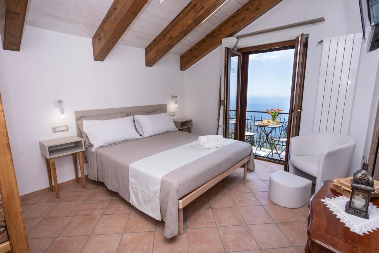 Agriturismo Punta San Lazzaro Аджерола Экстерьер фото
