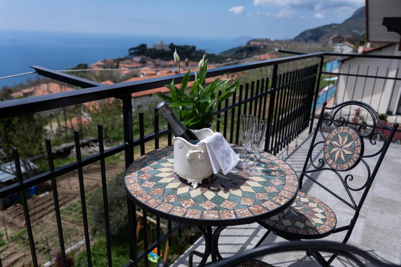 Agriturismo Punta San Lazzaro Аджерола Экстерьер фото